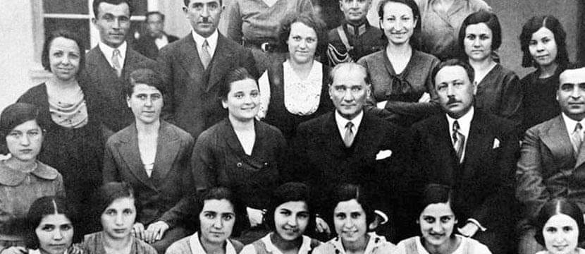 ATATÜRK'ÜN,  