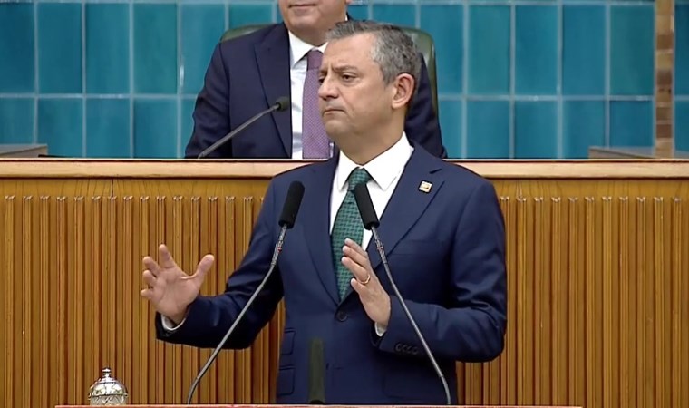 Zamanında olacak demek anlamsız, cin şişeden çıktı: CHP Lideri Özel “ERKEN SEÇİM İSTİYORUZ!