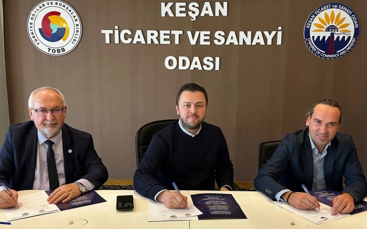 Güllü ve Arda’dan Keşan TSO’ya Nezaket Ziyareti