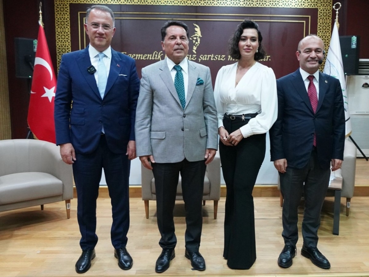 Başkan Gencan Akın, Rektör Hatipler’i Misafir Etti