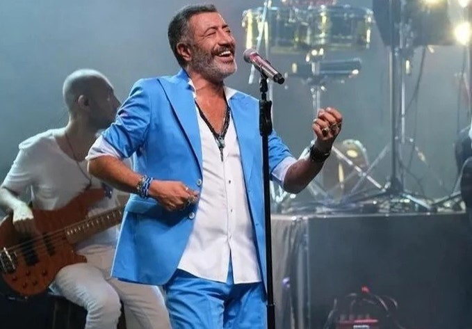 Hakan Altun, Bursa’da Dinleyicilerine Unutulmaz Anlar Yaşattı