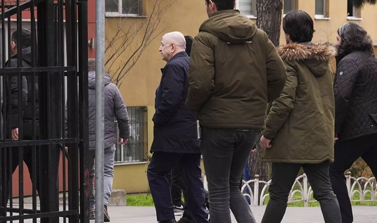BELİRSİZLİK NETLEŞTİ: Zafer Partisi Lideri ÖZDAĞ, “Halkı kin ve düşmanlığa tahrik” iddiasıyla SULH CEZA HAKİMLİĞİNE SEVK EDİLDİ