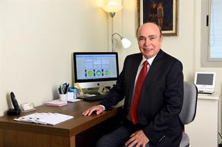 Kaşkaloğlu:  “ŞAŞILIK TEDAVİSİ İÇİN UZMAN HEKİMLERE BAŞVURUN”