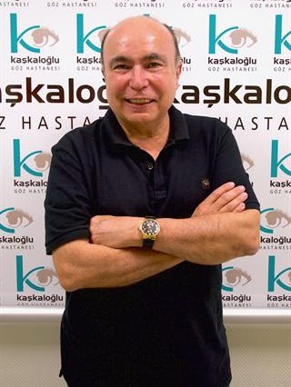 Uzun Süre Ekrana Bakmak Miyop Hastalığını Artırıyor