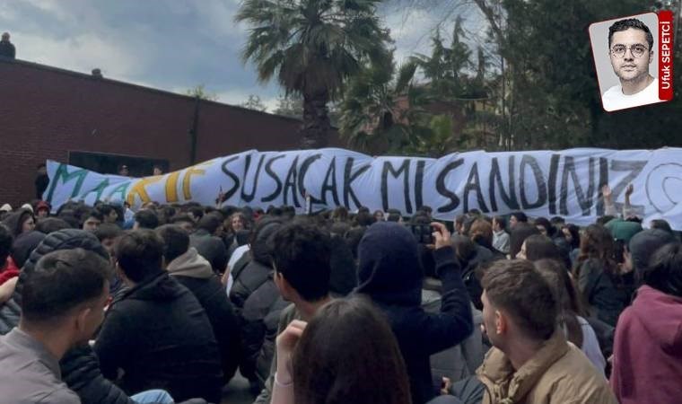 Öğrenciler okul bahçesinde eyleme başladı... Eğitim-İş'ten MEB'e açık çağrı!