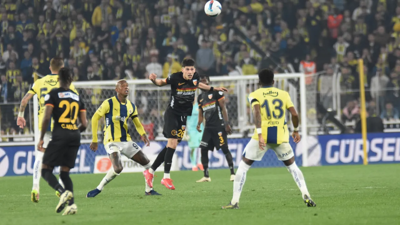 FENERBAHÇE 3 - 3 KAYSERİSPOR  