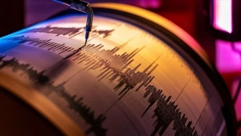 İSTANBUL’da 3.5 büyüklüğünde DEPREM!  