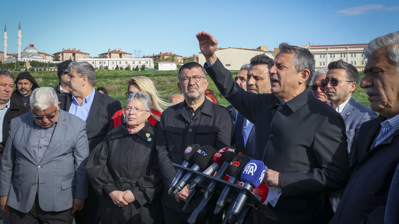 Özgür ÖZEL: “Ekrem İMAMOĞLU’nun Kendisi Bile Bu Vakitten Sonra Adaylıktan Çekilemez”