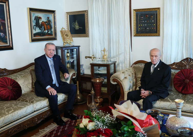 Erdoğan, Bahçeli'yi evinde ziyaret etti!