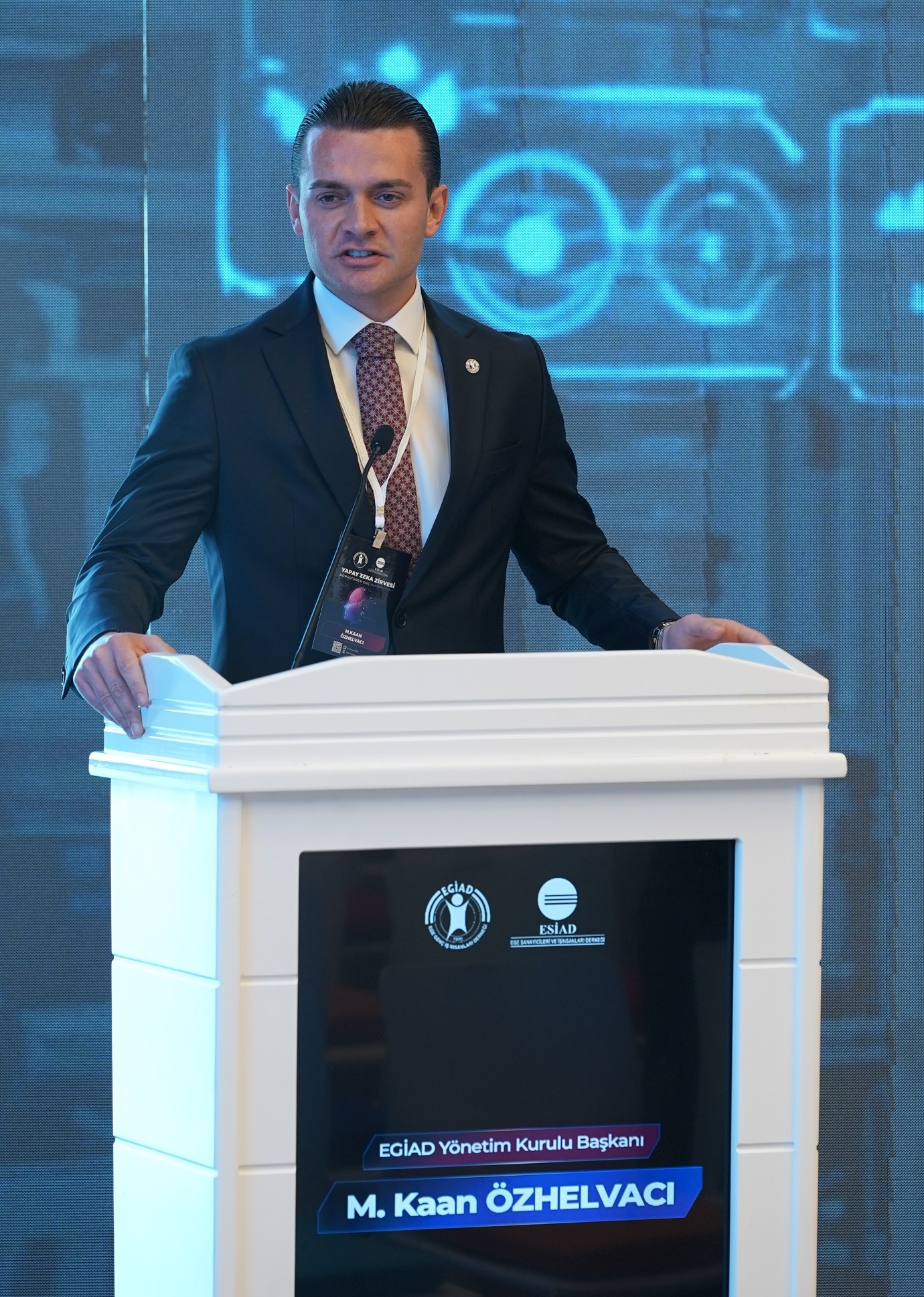 Çalışanların yüzde 55'i, işlerini sürdürmek için yapay zekaya muhtaç! 