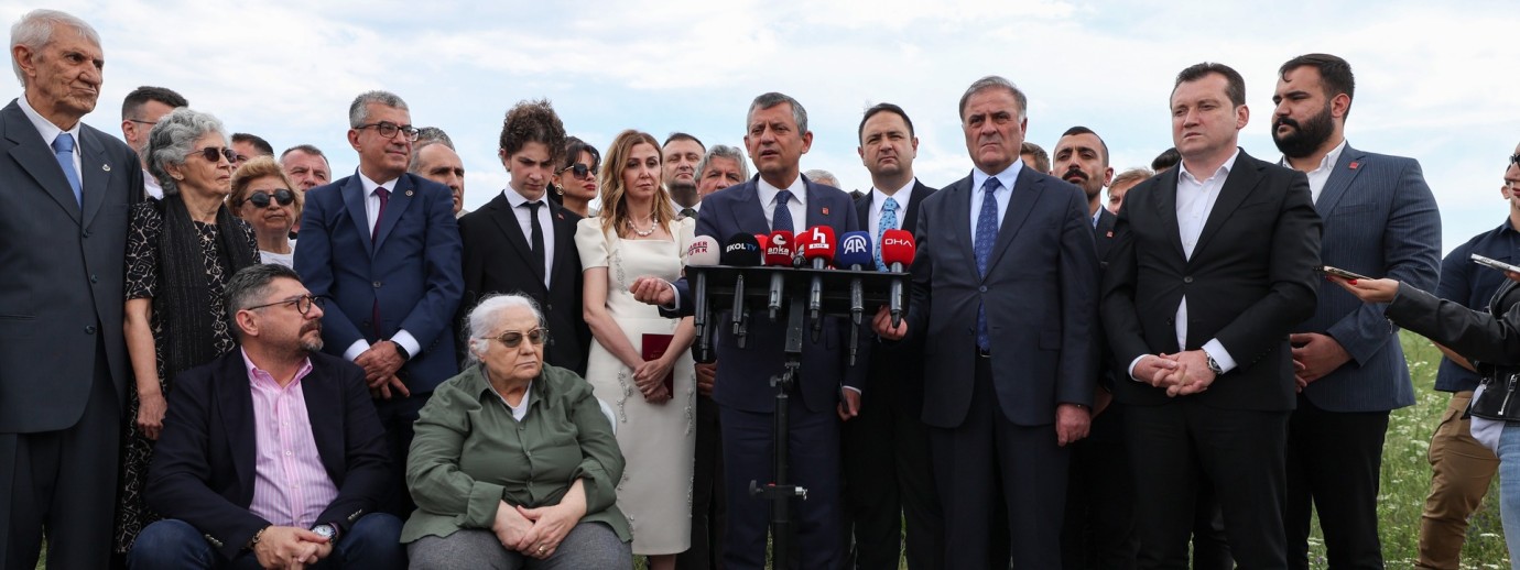 CHP Lideri Özgür Özel: “Biz Tertemiziz Kardeşim, Bir Kanıt Bulamıyorsunuz” 
