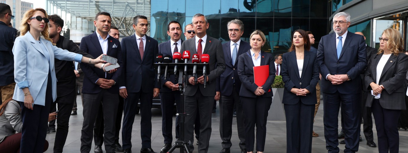 CHP Lideri Özgür Özel’den, ‘ASGARİ ÜCRETE ARA ZAM İSTEMİ’ için DİSK ve TİSK’e ziyaret! 