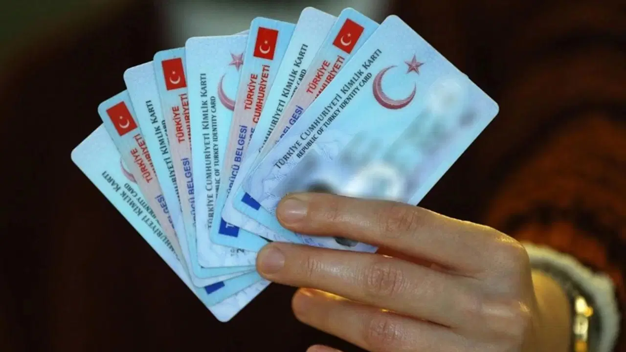 DİKKAT… Eski tip ehliyet sahiplerinin YENİLEME İŞLEMLERİ İÇİN SON 5 GÜN! 