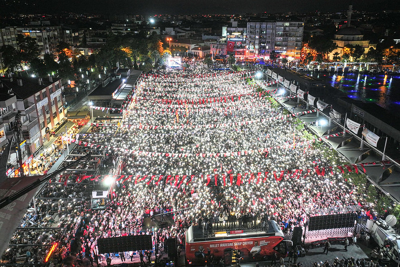 CHP Lideri Özgür ÖZEL: “AYDIN MİLLET İRADESİNİN KALESİDİR, BEKLEYİN; HESAP SORACAĞIZ”