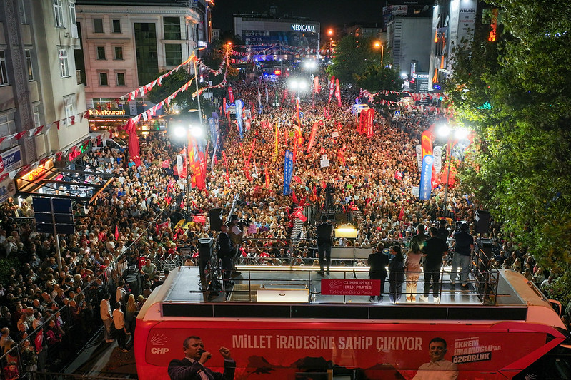 CHP Lideri ÖZEL: “ERDOĞAN Olmasaydı, EMEKLİLER 16 BİN LİRA YERİNE 65 BİN LİRA MAAŞ ALACAKTI”