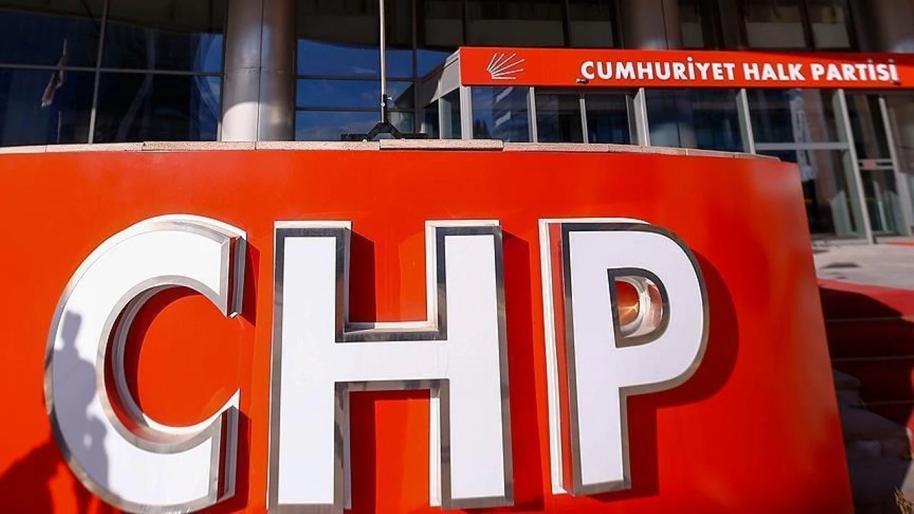 ÖZGÜR ÖZEL, YENİDEN CHP GENEL BAŞKANI