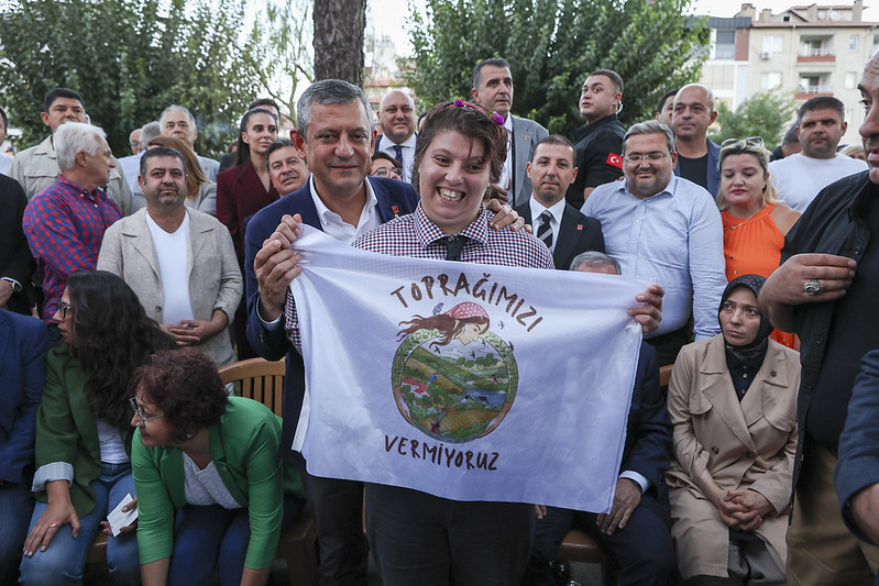 Özgür ÖZEL: “İYİLER, HAKLILAR, ZEYTİN AĞAÇLARI, Doğa ve Çevre Mücadelesini Kazanacak”