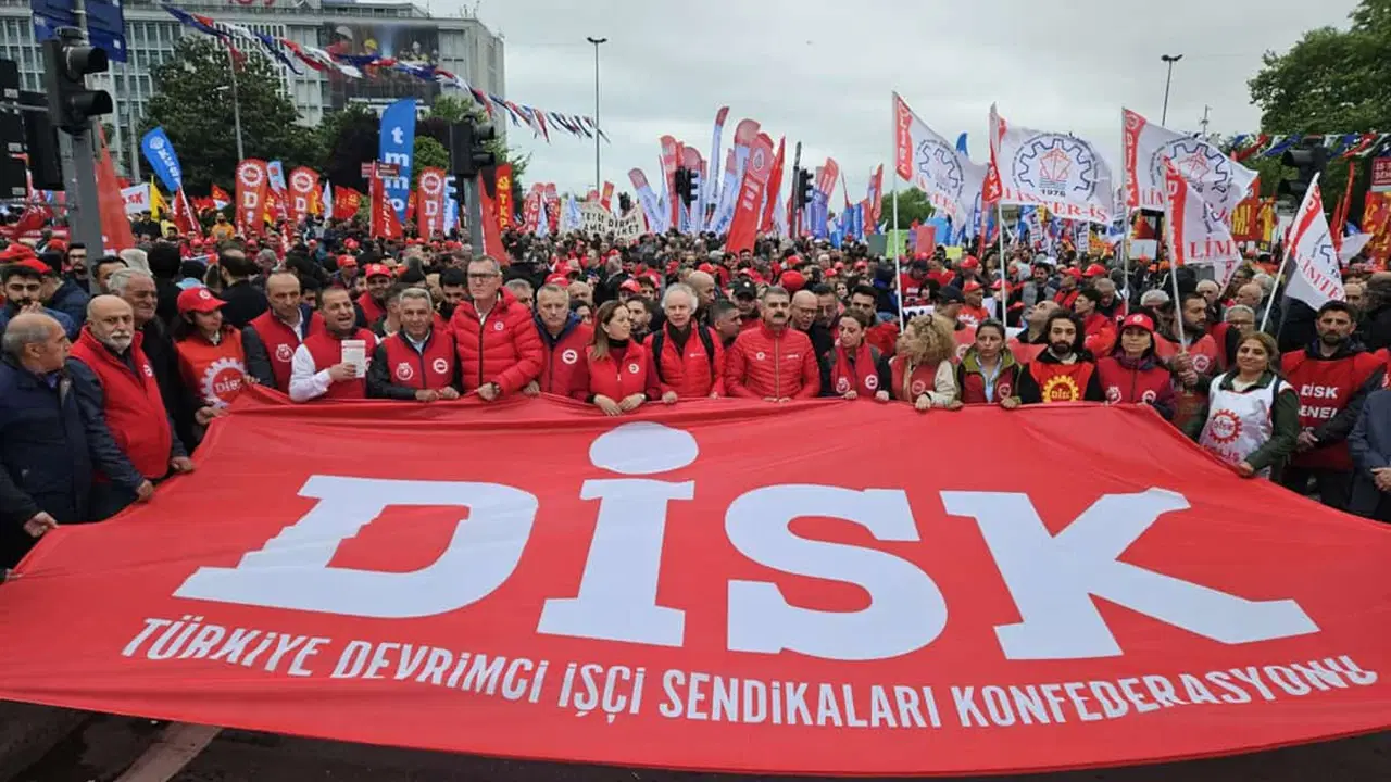 DİSK'in, Başkent ANKARA’ya taşınmak istemesine, 11 sendikanın tepkisi şaşkınlık yarattı! 