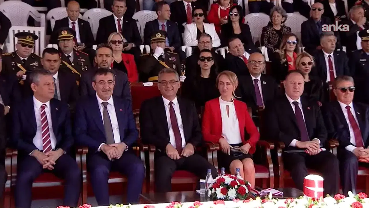 KKTC bağımsızlığının 42'nci yılını kutluyor… 