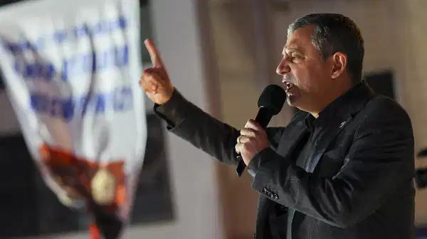 Özgür Özel, İLKE TV'de konuştu: “İMAMOĞLU dosyasındaki gizli tanık ‘İLKE’ tanıklıktan çekildi” 