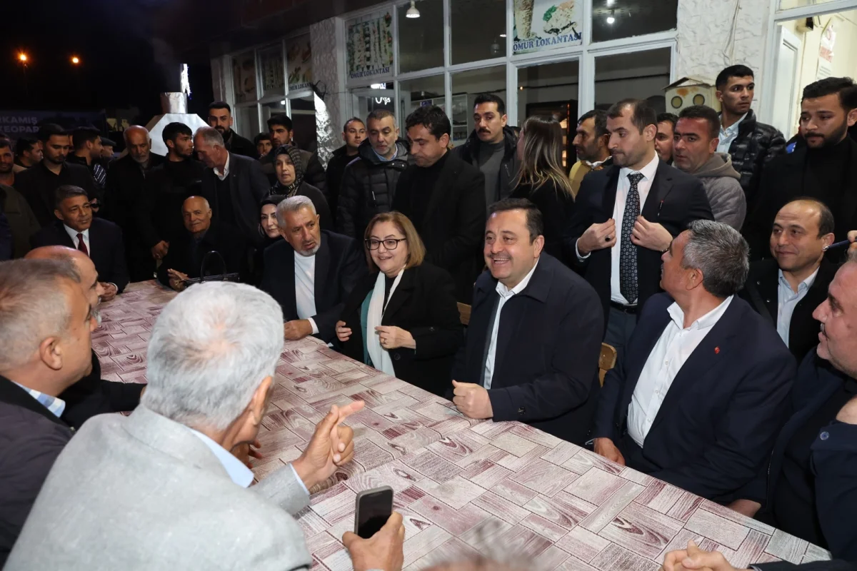 Başkan Şahin Karkamış’ta Vatandaşlarla İftarda Buluştu