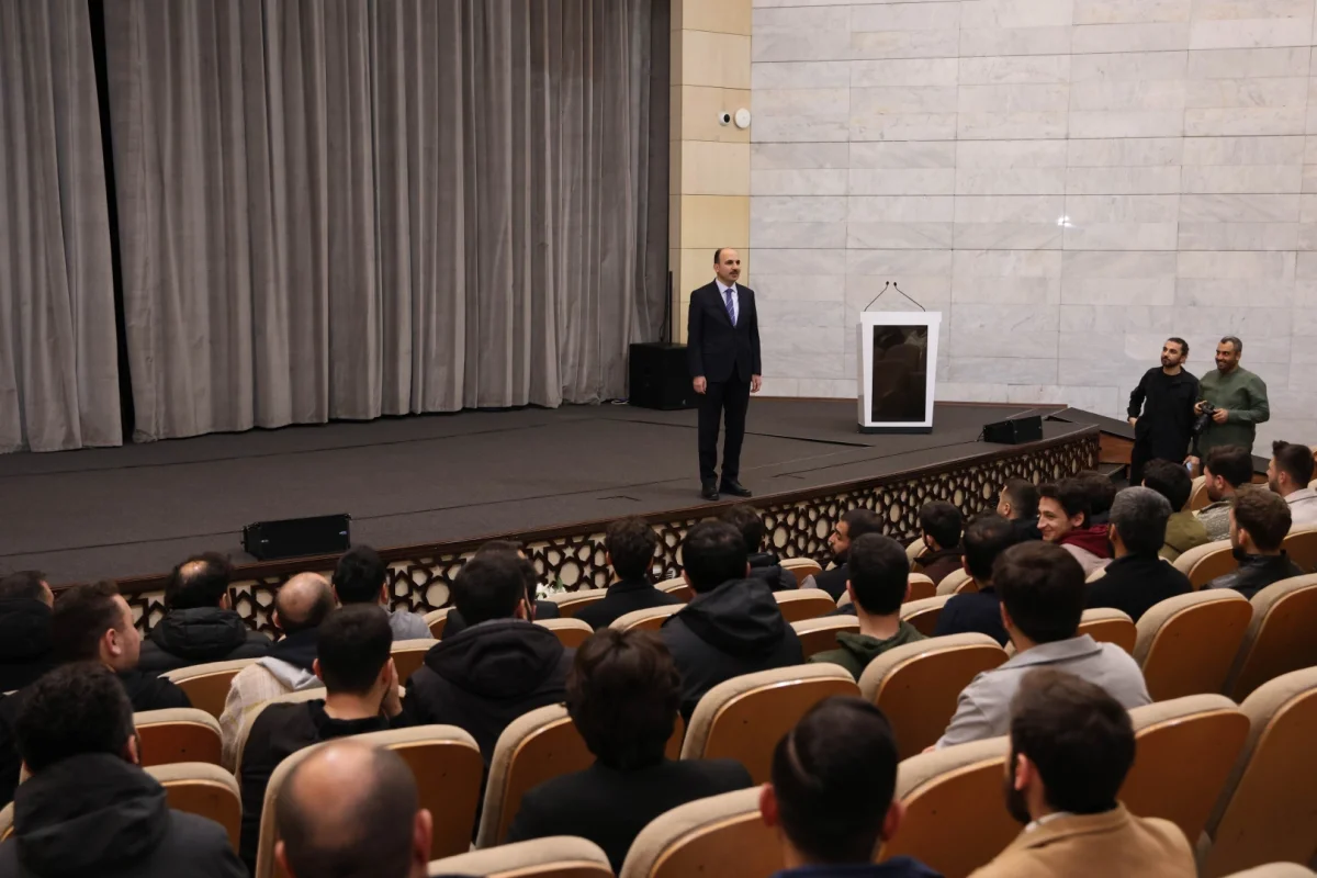 Başkan Altay, Büyükşehir Personeliyle Bir Araya Gelerek Teşekkür Etti