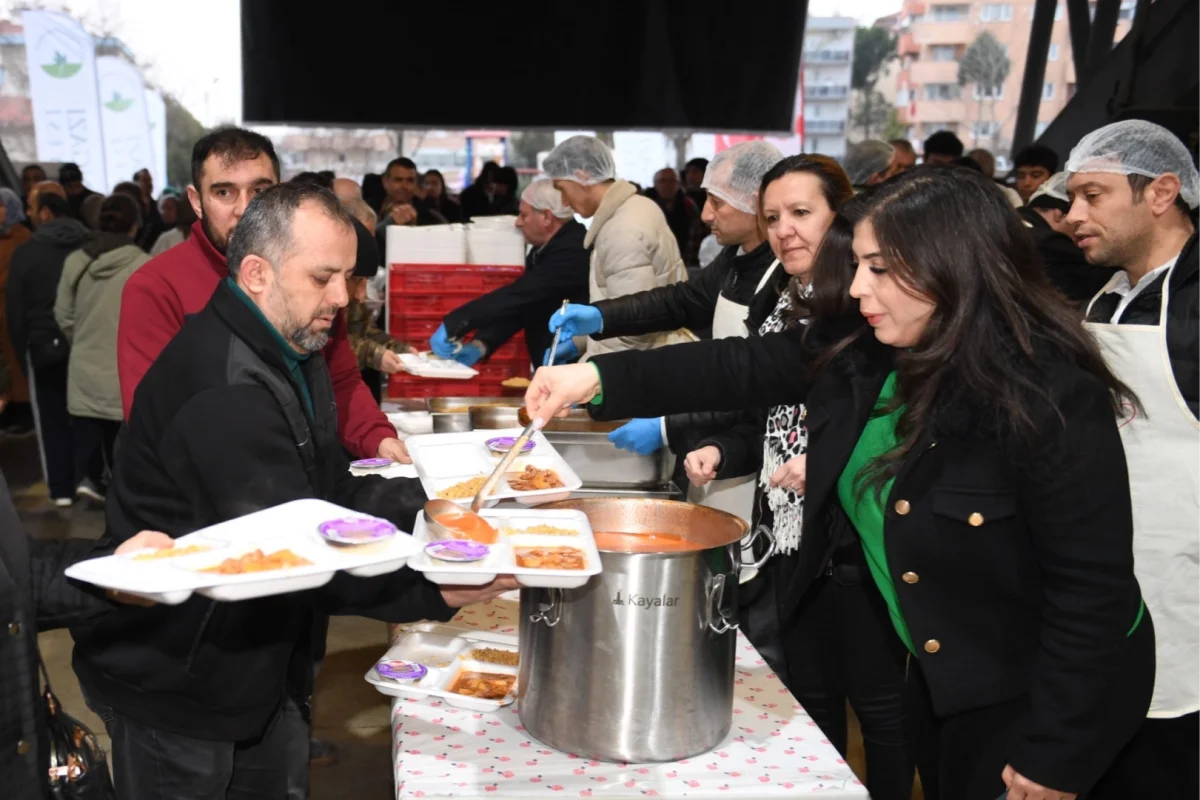 Osmangazi’de Ramazan Bereketi 1050 Konutlar’da Yaşandı