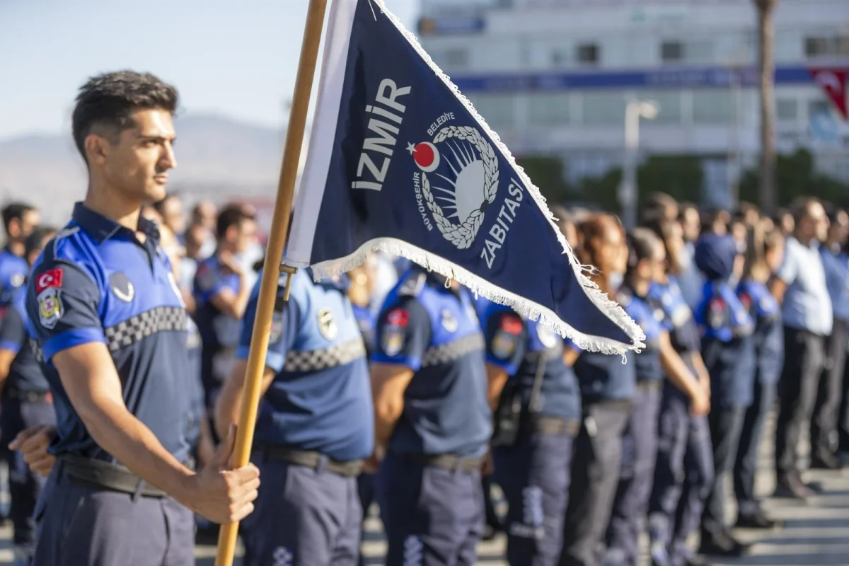 İzmir’de Zabıta Ekipleri 2 Yılda 150 Bin İşyerini Denetledi