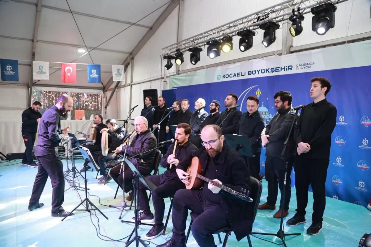Gebze’de İftar Çadırında Tasavvuf Müziği Konseri