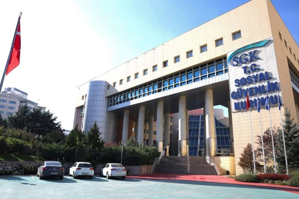 SGK: Emeklilik İptal Sayısı Hakkında İddialar Gerçeği Yansıtmıyor