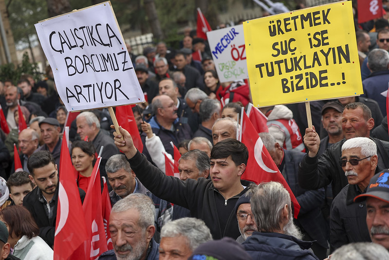 CHP Lideri Özgür ÖZEL, NEVŞEHİR'de iktidara yüklendi: “SEÇİMDEN KAÇIYORLAR”