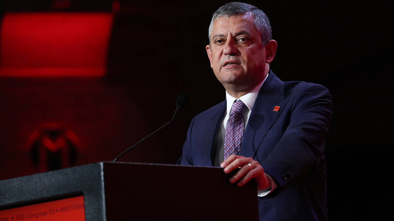 Özgür Özel, Küresel İlerici Seferberlik toplantısı için Barselona'ya gidiyor