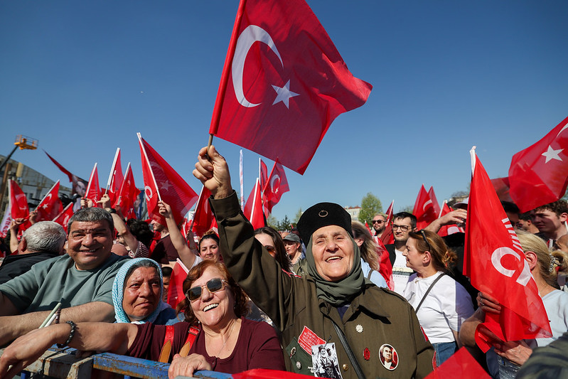 CHP Lideri Özgür ÖZEL, SAKARYA'da konuşuyor! CANLI YAYINLIYORUZ