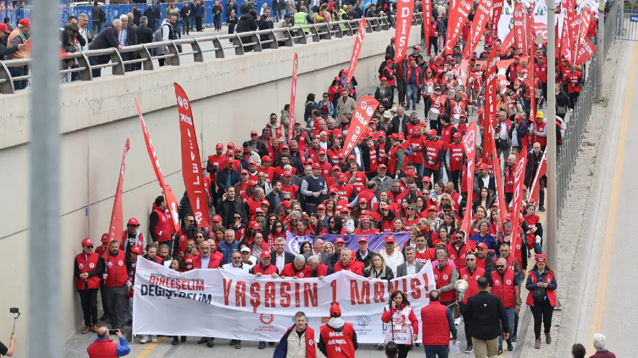 Ankara'da 1 Mayıs: Emekçiler Tandoğan Meydanı'nda buluştu
