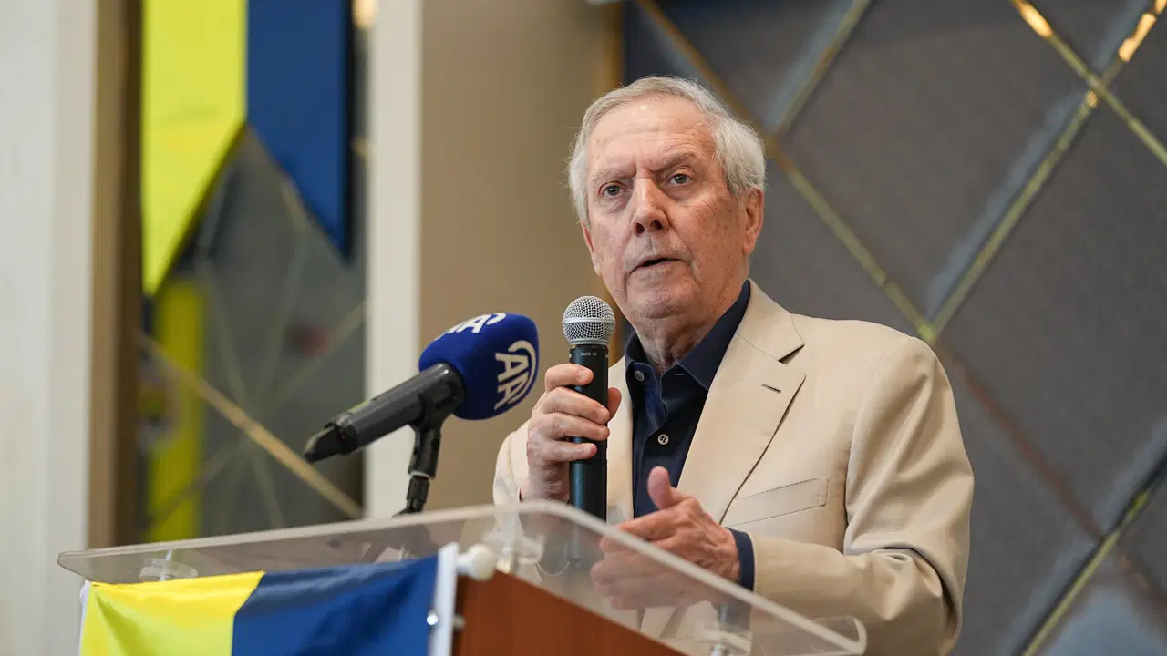  Aziz Yıldırım: 'Fenerbahçe'yi şampiyon yapacağız' 