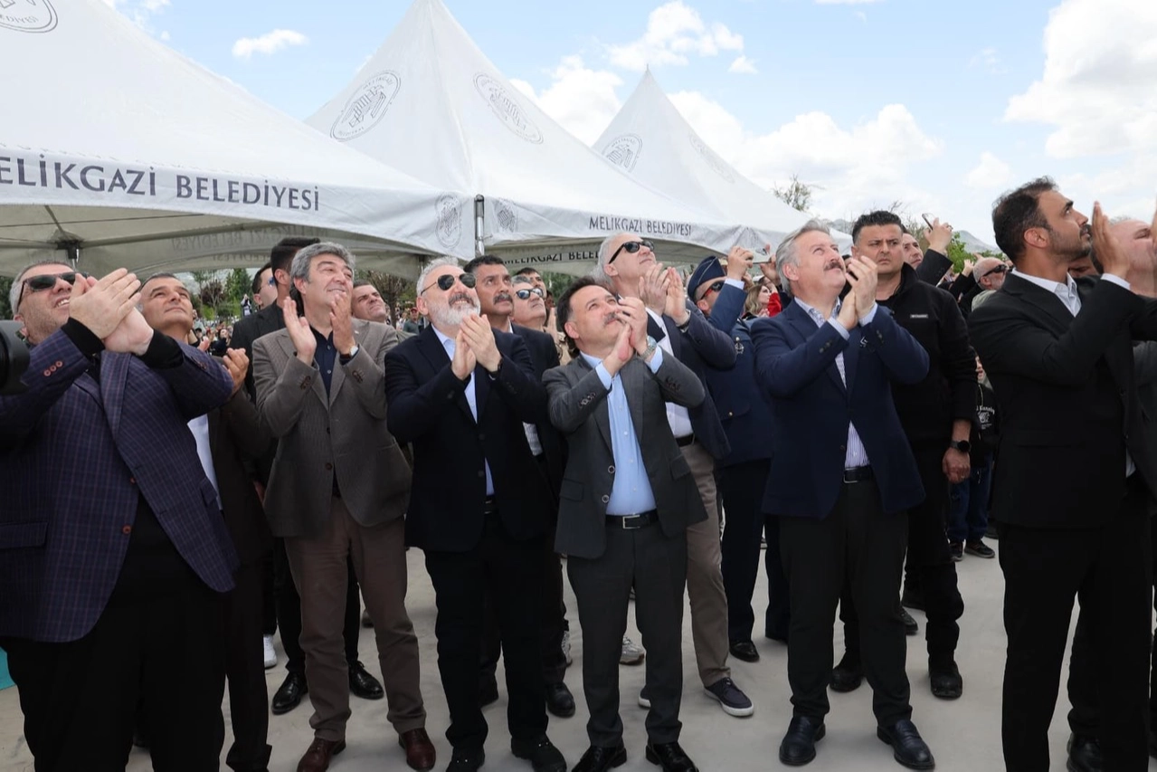 Erciyes’te 2. Geleneksel Havacılık Festivali’ne Yoğun İlgi!