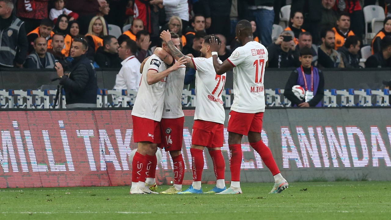 Çorum FK, Süper Lig'e Yükselen 3 Takım Oldu!