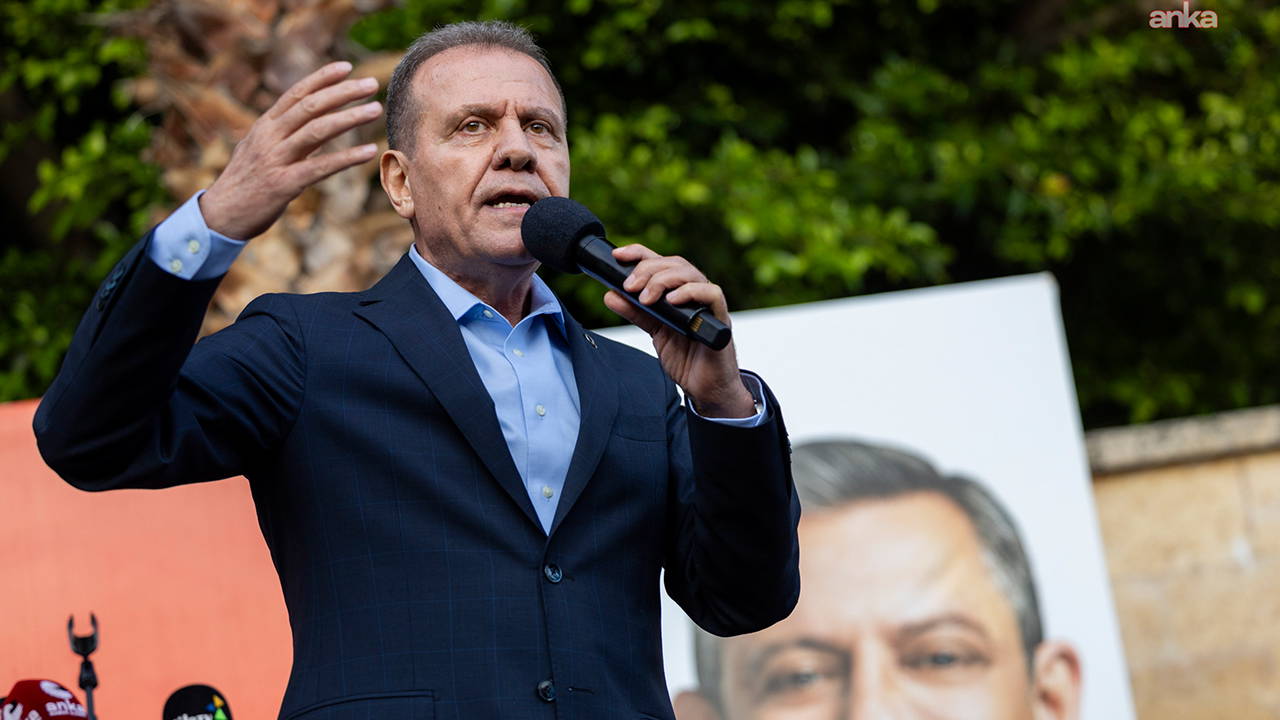 Vahap Seçer'den net mesaj: 'Partinin seçilmiş Genel Başkanı Özgür Özel'dir'