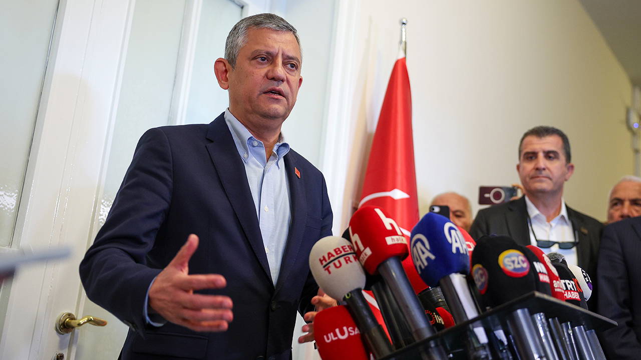 Özgür ÖZEL’den 1 Adım Geri Gidiş Yok: 'Yarın benim konuşacağım grup toplantısı yapılacak'