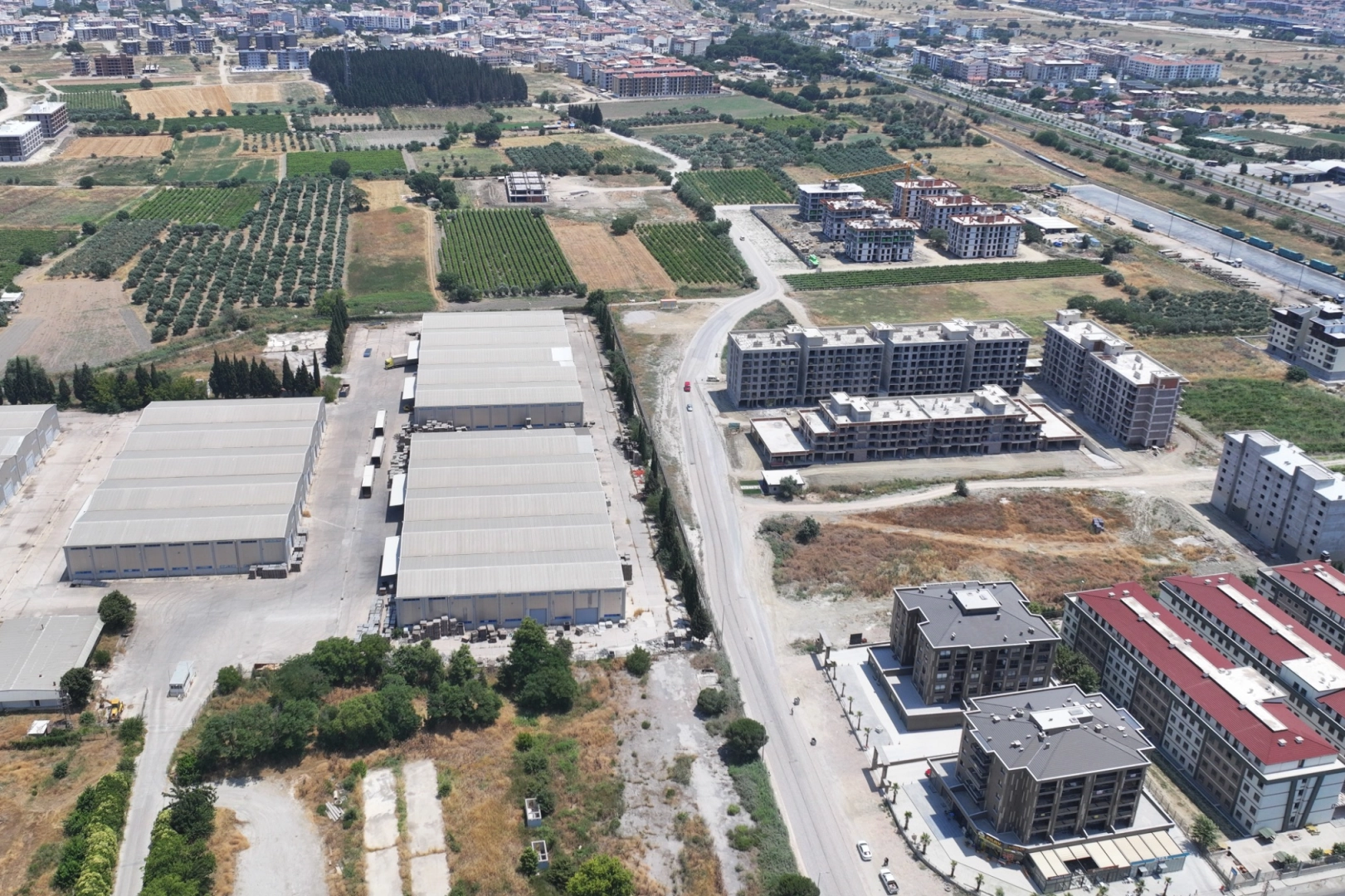 Manisa’da Asfalt Seferberliği Sürüyor