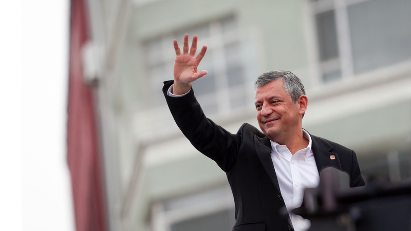 Özgür Özel yeni partinin kuruluşunu resmen açıkladı!