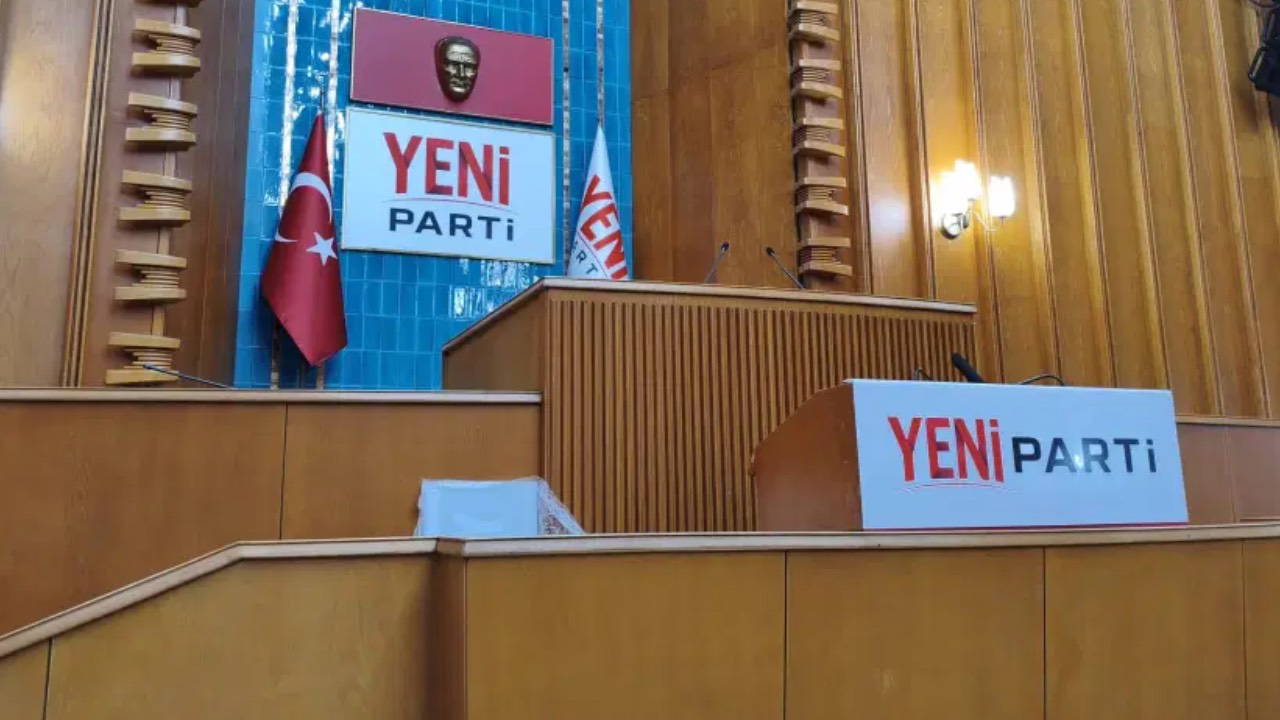 CHP'de peş peşe istifalar: Belediye başkanları YENİ Parti'ye geçiyor!