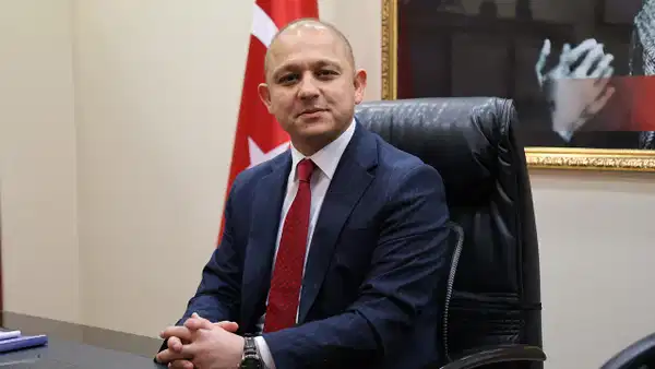 YENİ Parti'ye katılımlar sürüyor: Kırıkkale Belediye Başkanı Ahmet Önal, CHP’den istifa etti!