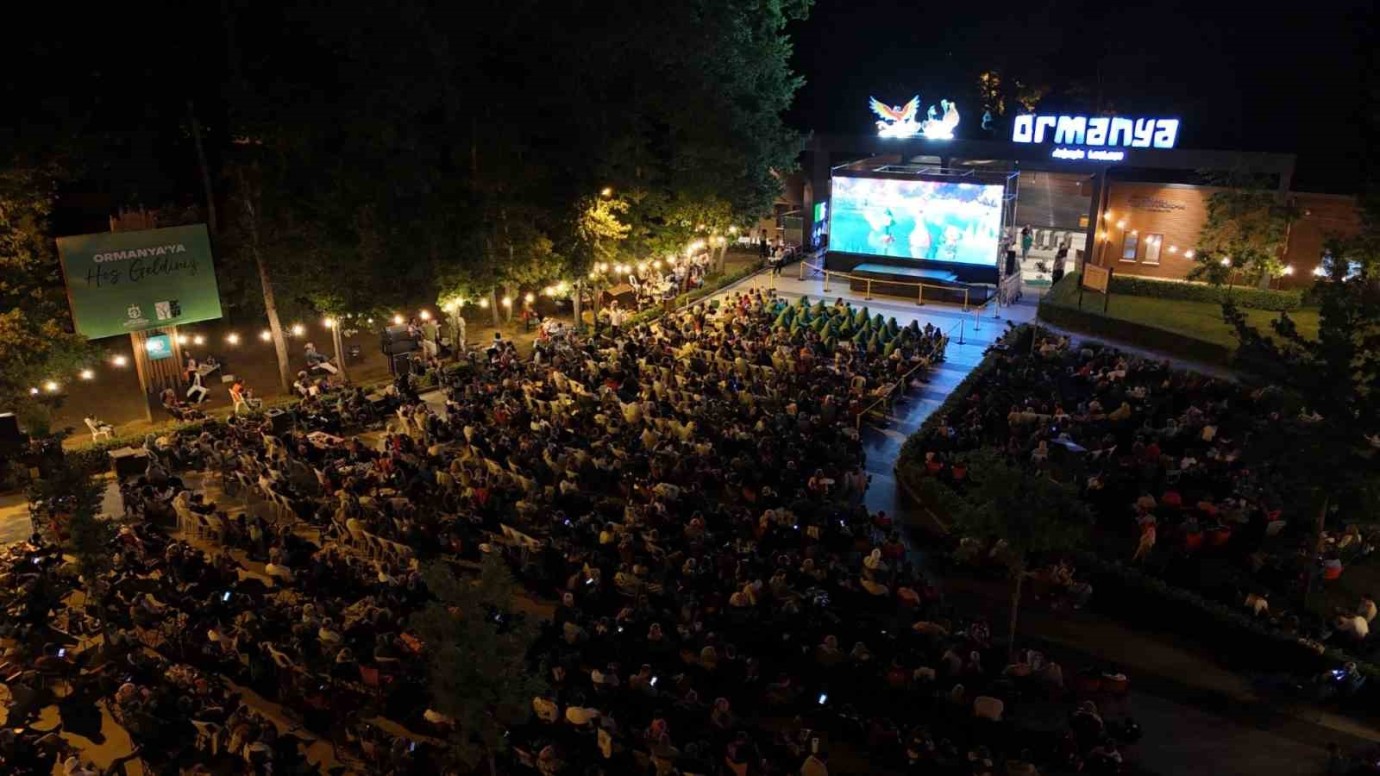 Ormanya’da Yıldızların Altında Sinema Keyfi Devam Ediyor