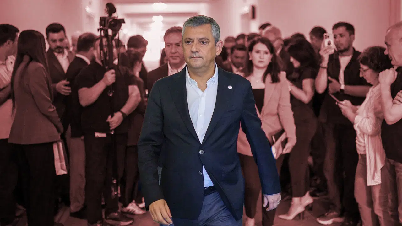 Özgür Özel, Le Monde'a yazdı: 'Türkiye'nin geleceğini güçlü kurumlar ve hukukun üstünlüğü şekillendirecek'