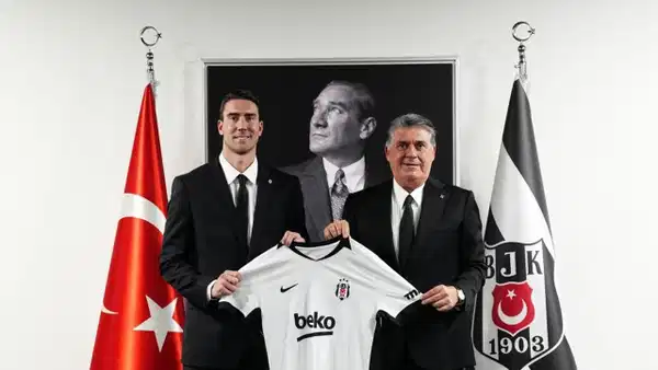 Beşiktaş, Dusan Vlahovic transferini duyurdu!