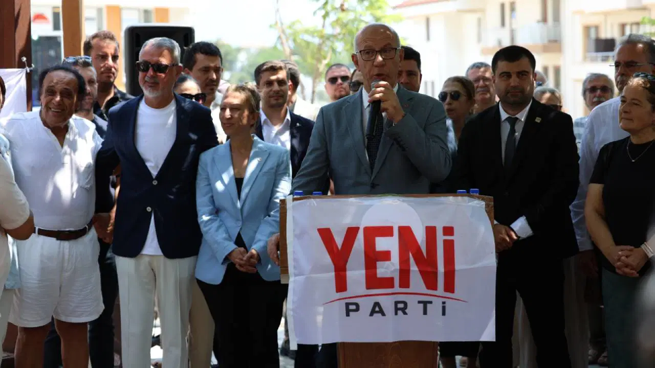 Datça Belediye Başkanı Aytaç Kurt ve meclis üyeleri YENİ Parti'ye geçti!