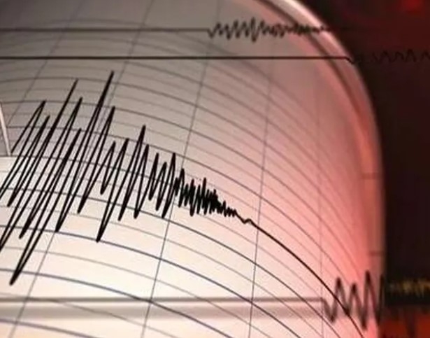 Balıkesir Altıeylül'de deprem oldu!