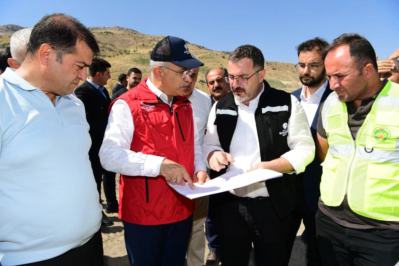 Başkan Sami Er, Çamurlu’daki Gençlik Merkezi Çalışmalarını İnceledi