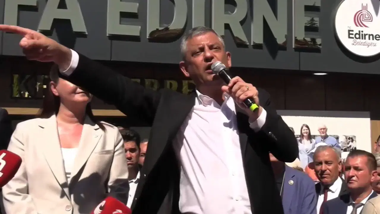Özgür ÖZEL, EDİRNE'de... Köprü ve otoyollar için 'özelleştirme' uyarısı: 'SENEYE HEPSİNİ  DEVLETLEŞTİRECEĞİZ'